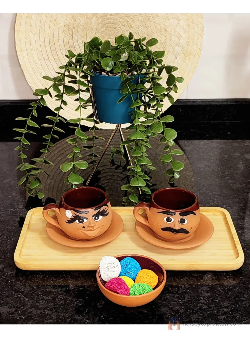 Emojili 3 Lü Toprak Fincan Takımı Kahverengi