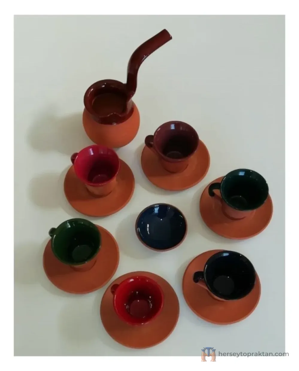 Toprak Fincan Takımı